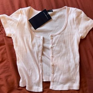 NWT brandy Melville short sleeve sweater